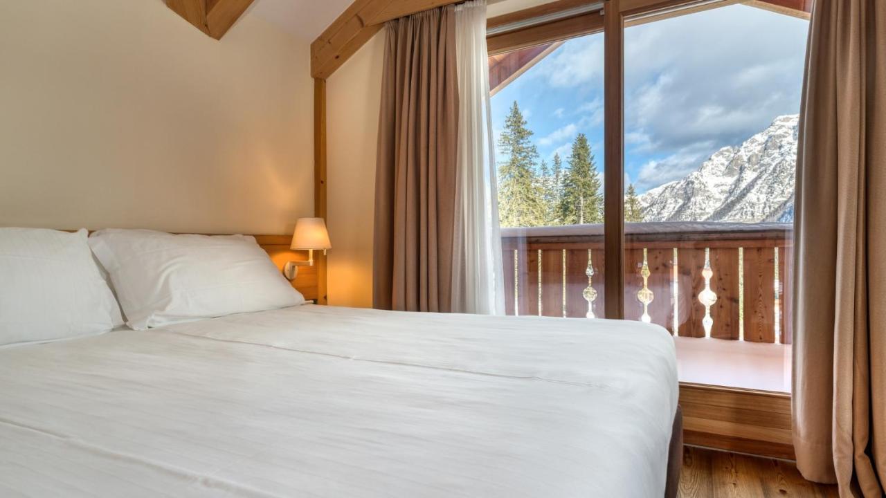 Maribel Hotel Мадона ди Кампильо Екстериор снимка