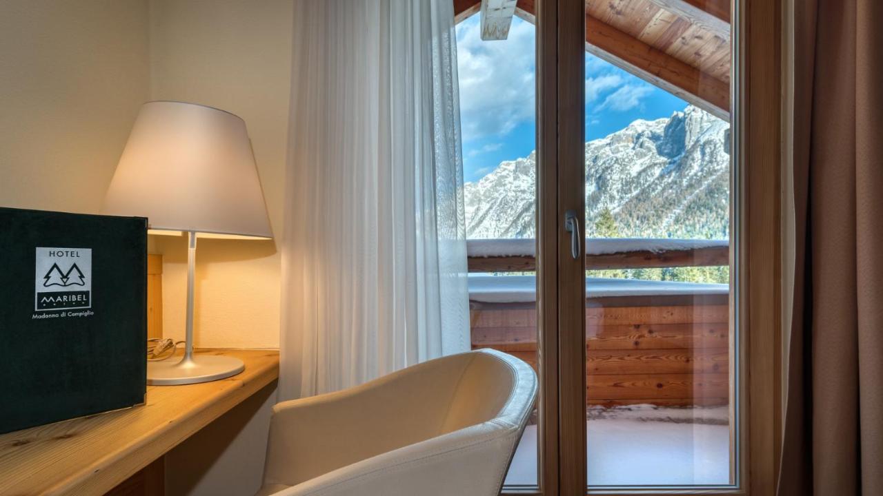 Maribel Hotel Мадона ди Кампильо Екстериор снимка