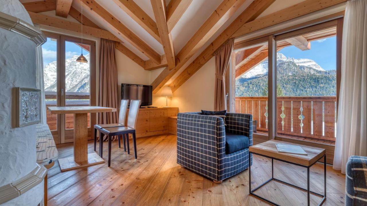 Maribel Hotel Мадона ди Кампильо Екстериор снимка