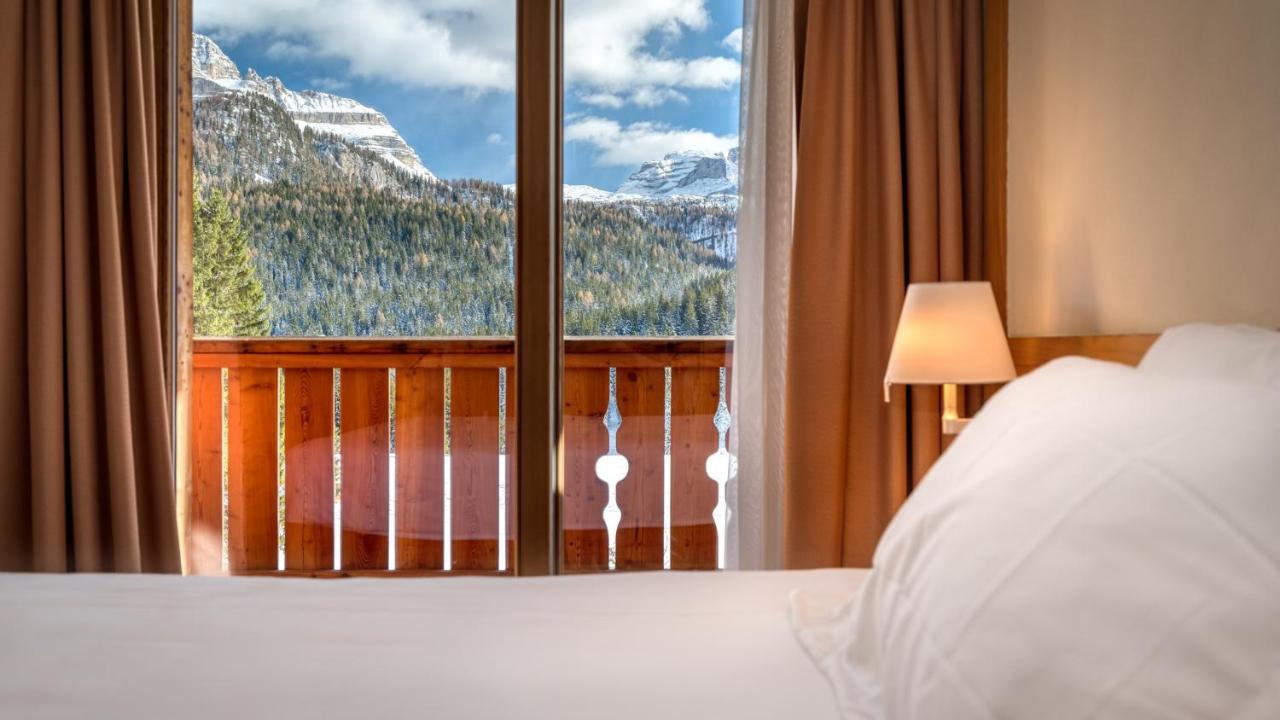 Maribel Hotel Мадона ди Кампильо Екстериор снимка
